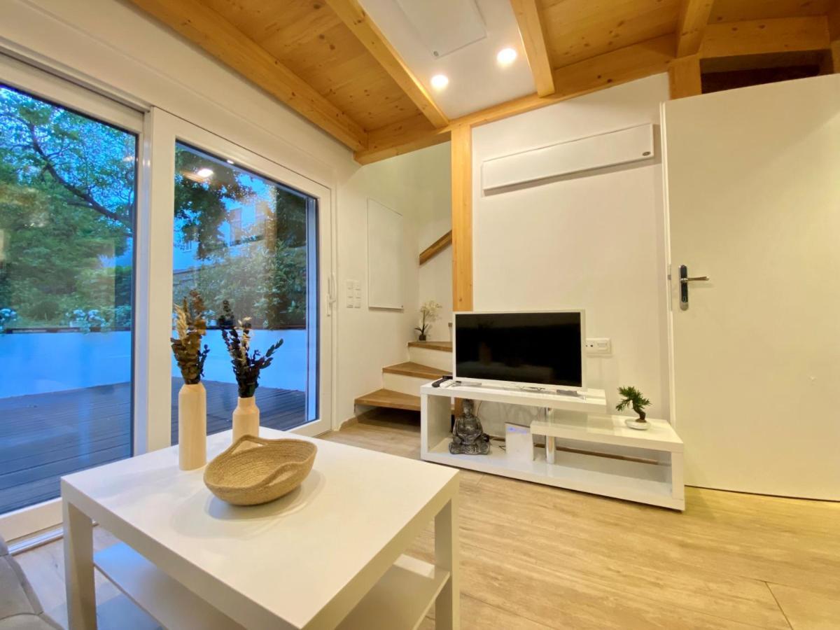 Charming Townhouse Directly By Metro Appartement Wenen Buitenkant foto